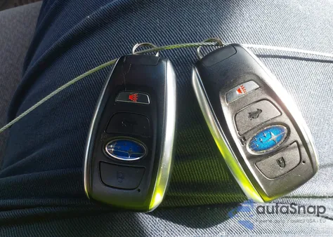 2023 Subaru Ascent Touring 7-Passenger z USA, uszkodzony, nr VIN 4S4WMAWD3P3427756